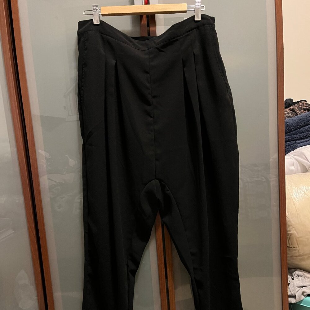 BCBG MaxAzria dropped-crotch dress pants, size XL
